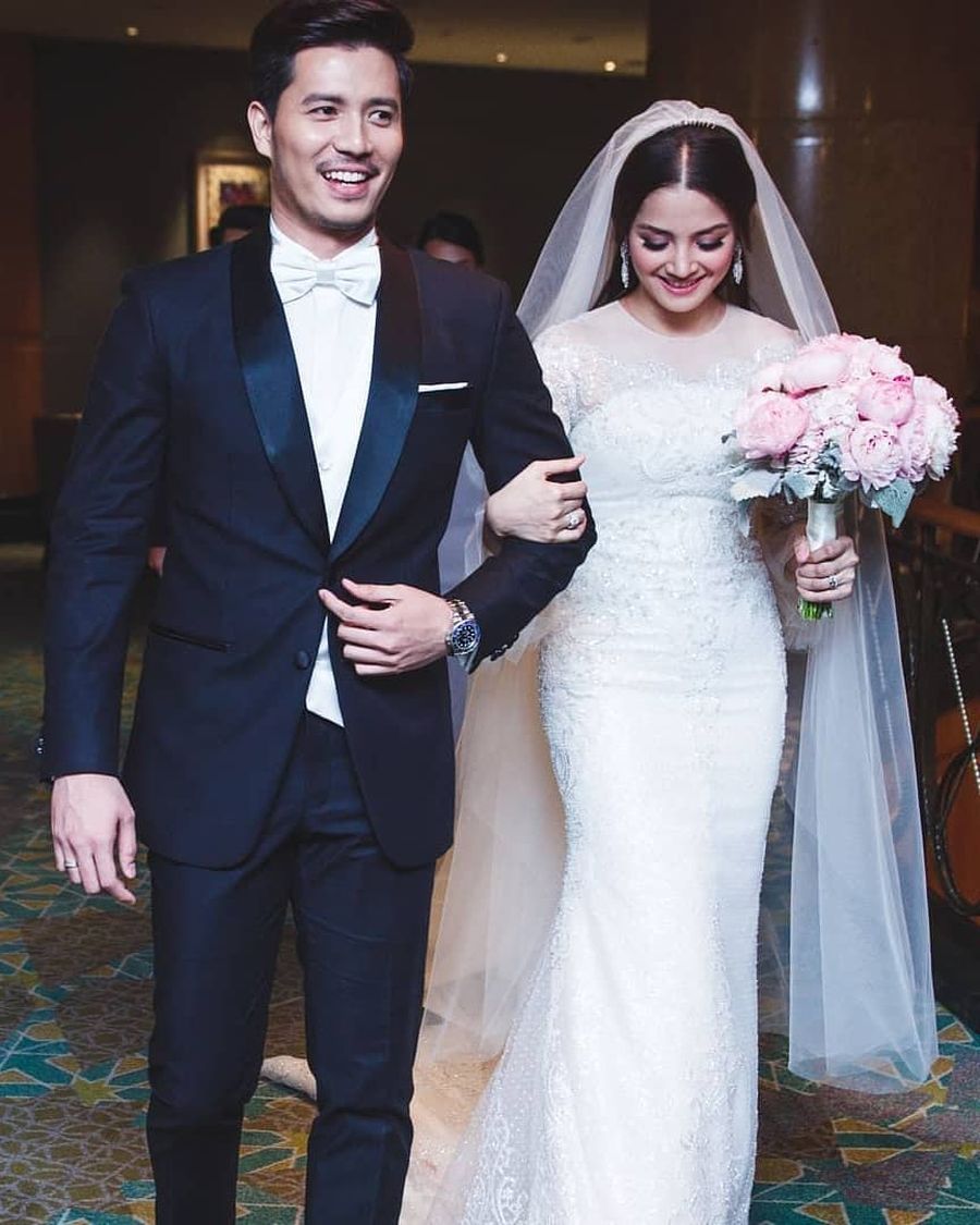 Baju Pengantin Fazura - Serba Pengantin