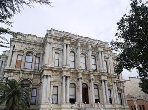 Istana Musim Panas Sultan yang Megah di Istanbul