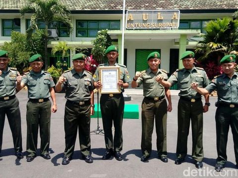 Penghargaan dari Korem 083/Baladhika Jaya Malang