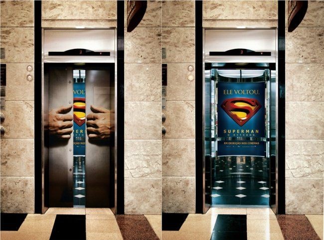 Promosi film Superman di lift. Kreatif ya? Foto: Dok. Elite Readers