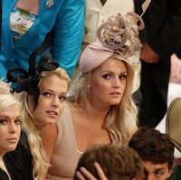  Lady Kitty Spencer saat menghadiri pernikahan sepupunya, Pangeran William, dan Kate Middleton 2011 silam. (Foto: Getty Images)