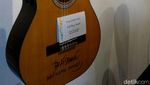 Jreng... Gitar Elek Yo Band Laku Rp 20 Juta