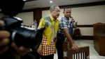 Hakim Pengadilan Tinggi Manado Diadili Karena Terima Suap
