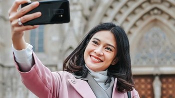 AR Moji ini dapat dikirimkan ke WhatsApp atau instant messaging lainnya dalam bentuk GIF.t.  Foto: Samsung