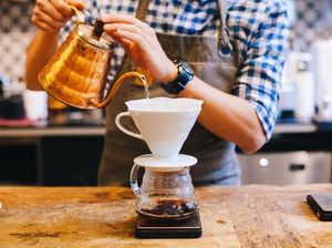 Proses Penyeduhan Kopi Secara Manual Brewing Siap Dikupas Tuntas