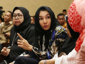 Saksi Sebut Bupati Rita Setor Duit Ratusan Juta Pakai Paraf Palsu
