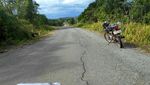 Ada Gempa, Jalan Trans Papua Retak-retak