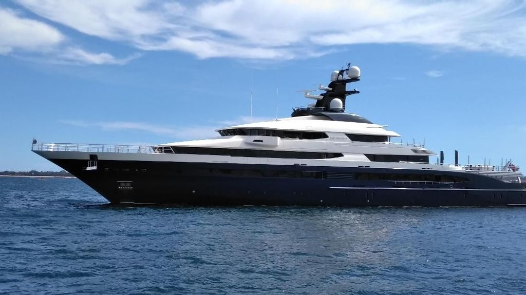 Luhut Gelar Rapat Bahas Pajak Kapal Pesiar hingga Yacht Luhut Gelar Rapat Bahas Pajak Kapal Pesiar hingga Yacht