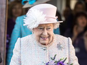 5 Staf Ratu Elizabeth II dengan Pekerjaan Tak Biasa