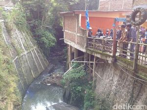 Hidup di Perbatasan Bandung, Warga Lost Village Curhat ke Ruli