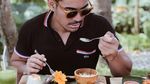 Gemar Kulineran, Robby Purba Cicip Es Cincau Jahe hingga Dimsum