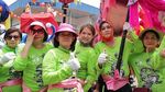 Foto: Wanita Pembawa Naga di Cap Go Meh Singkawang