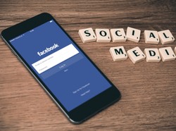 Kreator Facebook Kini Bisa Dapet Cuan dari Stories
