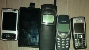 Ini saat berjejer dengan beberapa ponsel Nokia lainnya. Foto: Instagram