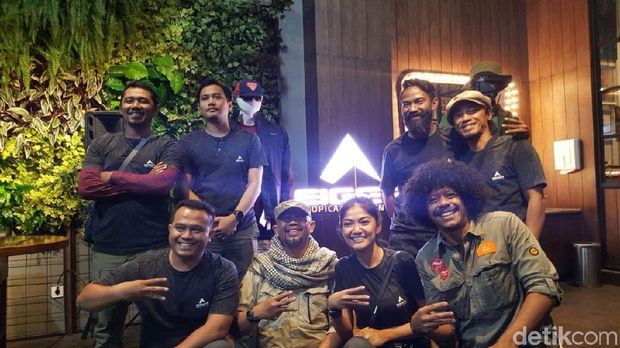 Ferry Kanna bersama Brand Ambassador EIGER