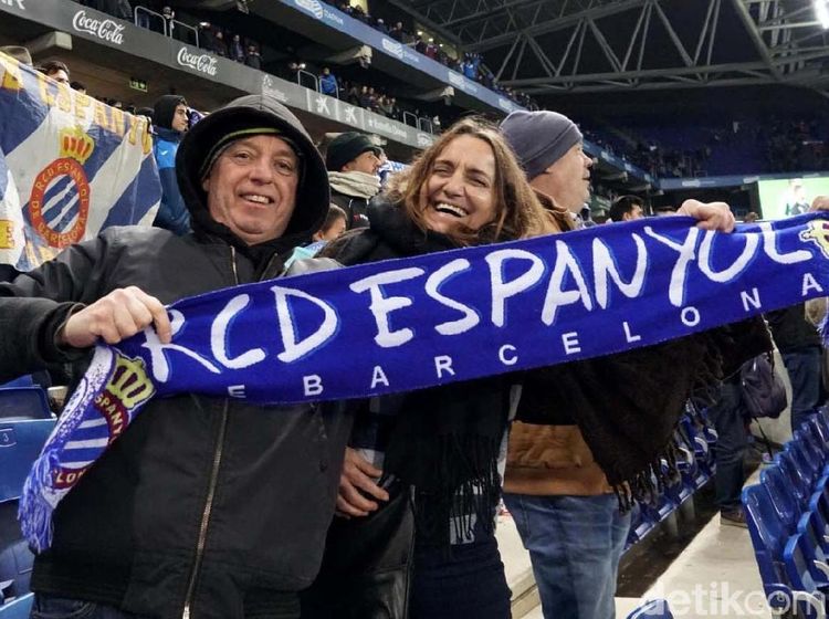 Kebahagiaan Fans Espanyol Usai Kalahkan Madrid