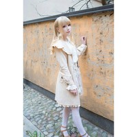 Bagaimana menurutmu dengan penampilan Lucia yang seperti boneka hidup ini? Foto: Instagram