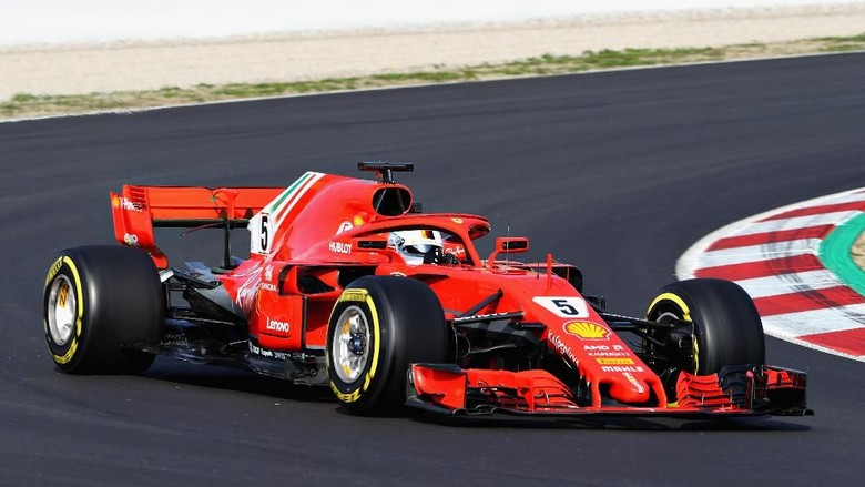 Vettel Jadi yang Terbaik di Hari Kedua Vettel Jadi yang Terbaik di Hari Kedua