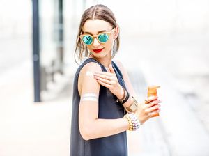 Bisa Cegah Kanker Melanoma, Ini Cara Pakai Sunblock yang Tepat Kata Dokter