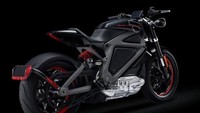 Saat di Indonesia Harley-Davidson masih membicarakan soal mahalnya pajak yang ada di Indonesia. Di tanah kelahirannya Amerika Serikat, Harley-Davidson mengumumkan nama resmi produk listrik Harley-Davidson. Foto: pool (motorcycle)