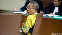 Eks Ketua Pengadilan Tinggi (PT) Manado Sudiwardono saat jalani sidang perdana di Pengadilan Tipikor, Jakrta, Rabu (28/2/2018).