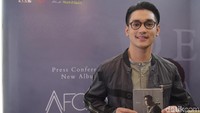 Afgan merasa makin nyaman dan percaya diri dengan lagu miliknya sendiri lewat album barunya itu. Pool/Noel/detikFoto
