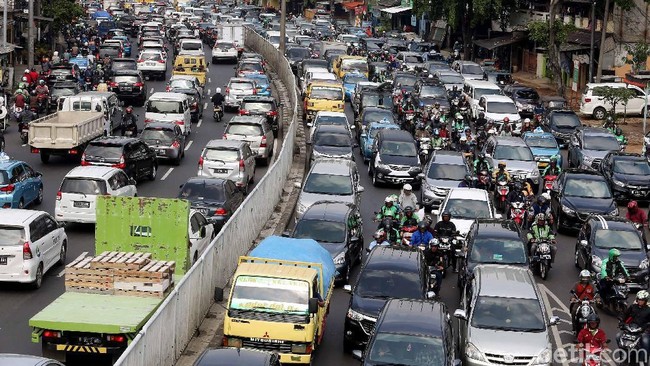 RI Mungkin Bisa Ikuti Inggris dalam Kurangi Kemacetan