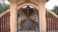 Nyi Ratu Mas Gandasari merupakan salah satu penyebar agama Islam di Cirebon. Dia dipercaya berasal dari Aceh. (Sudirman/detikTravel)