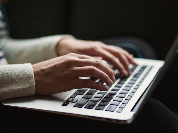Cara Memisahkan File PDF di Laptop dan Smartphone Foto: unsplash Cara Memisahkan File PDF di Laptop dan Smartphone Foto: unsplash