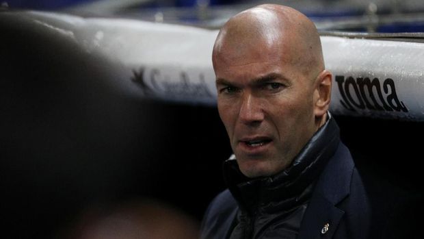 Zinedine Zidane tak mengabarkan Gareth Bale soal keputusan dirinya mundur dari Real Madrid. (