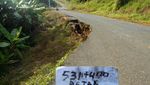 Ada Gempa, Jalan Trans Papua Retak-retak