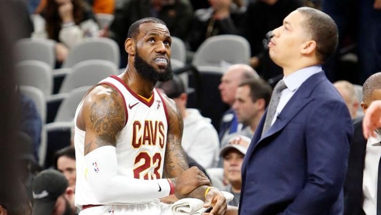 Lue Ungkap Masalah Utama Cleveland Cavaliers Lue Ungkap Masalah Utama Cleveland Cavaliers