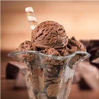 Penggemar es krim cokelat disebut Alan Hirsch cenderung genit dan perayu andal. Tapi itu karena pribadinya yang lincah dan memesona. Namun kadang dia bisa sangat dramatis dan mudah dibohongi. Foto: Thinkstock