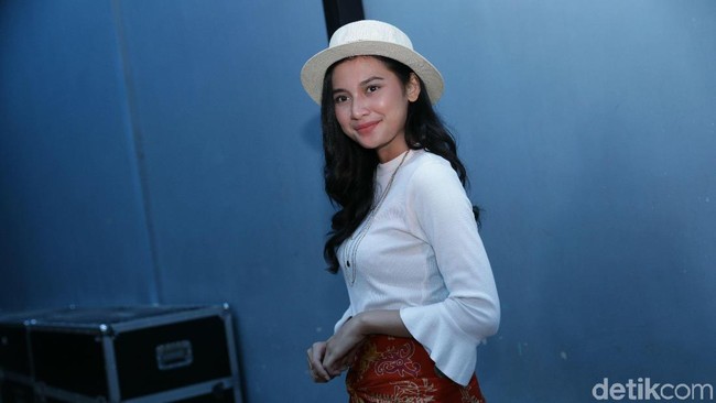 Hubungannya Tak Disetujui Ibu, Indah Permatasari Bicara Pilihan Hidup