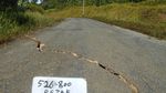 Ada Gempa, Jalan Trans Papua Retak-retak