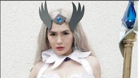 Ini adalah foto terakhir yang diposting Angela Lee pada 5 Februari 2018. Hari itu pula, Angela dan suaminya, David Hardian Sugito ditangkap aparat polisi Polres Sleman, DIY. Foto: Instagram Angela Lee