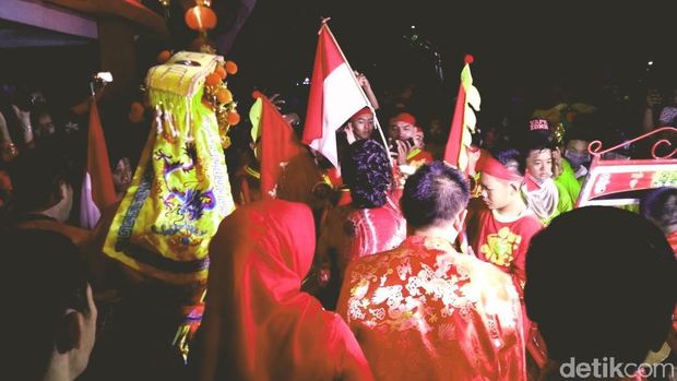 Sah! Festival Lampion Resmi Dimulai