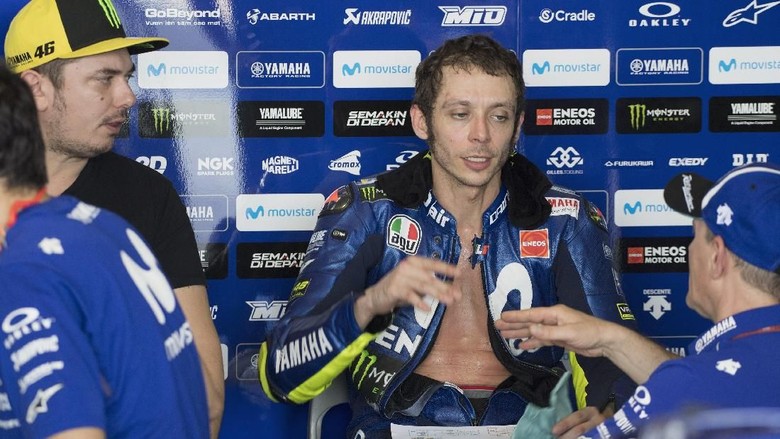 Yamaha Ungkap Masalah Rossi dan Vinales dengan Motor Baru Yamaha Ungkap Masalah Rossi dan Vinales dengan Motor Baru