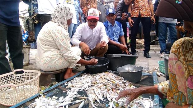 Gus Ipul Ajak Nelayan Berwirusaha, Olah Hasil Tangkapan Ikan