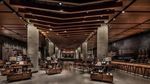 Melihat Gerai Starbucks yang Punya Bakery dan Bar di Seattle