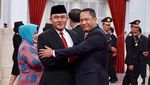 Foto: Saat Komjen Buwas Salami Irjen Heru yang Baru Jadi Kepala BNN