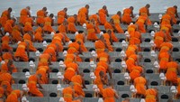 Makha Bucha Day merupakan salah satu hari raya Umat Buddha. Tiap perayaan Makha Bucha, Thailand menetapkannya sebagai hari libur nasional (Foto: Dok. REUTERS/Athit Perawongmetha)