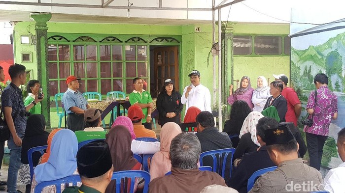 Gus Ipul Temui Perajin Tempe, Bicara Bahan Impor hingga Akses Modal