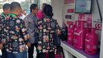Pakai Batik, Sandi Angkat Tabung Gas