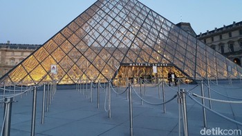 Louvre Museum menggunakan mode auto. (Foto: detikINET/Rachmatunnisa)