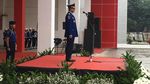 Gaya Anies Berseragam Biru Jadi Inspektur Upacara HUT Damkar