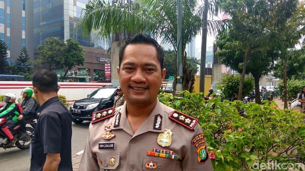 Kapolsek Setiabudi AKBP Irwan Zaini Adib bicara soal pencabutan izin hujan uang di Kuningan