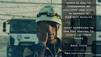 Kelompok White Helmets, yang merupakan relawan kemanusiaan untuk konflik Suriah, juga ikut solidaritas ini. Melalui salah satu postingan Twitter, mereka menyertakan foto salah satu relawan yang menutup salah satu matanya dengan tagar #SolidarityWithKarim. Foto: AFP PHOTO/Amer ALMOHIBANY