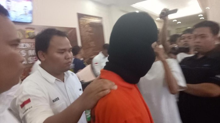 Polisi Tangkap Komplotan Pencuri Motor Bermodus Khasiat Batu Akik