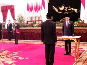 Jokowi Resmi Lantik Irjen Heru Winarko Jadi Kepala BNN